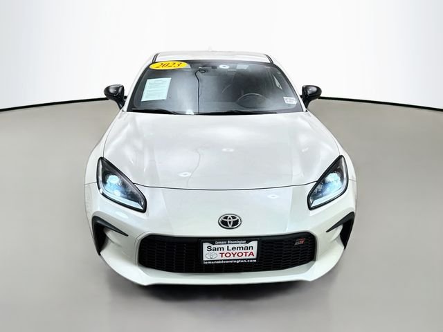 Used 2023 White Toyota Premium image 2