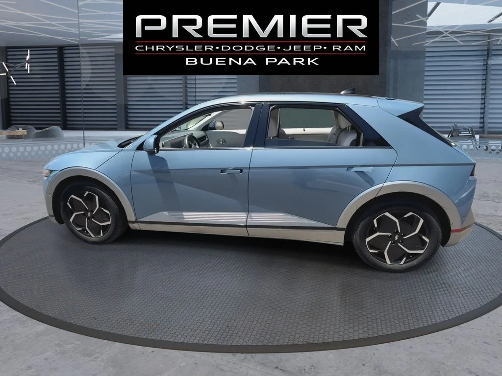 Used 2024 Blue Hyundai Limited image 5