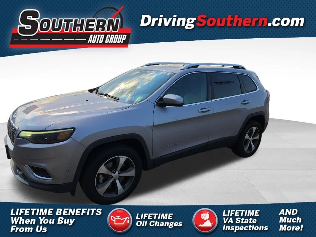 Used 2021 Silver Jeep Limited image 1