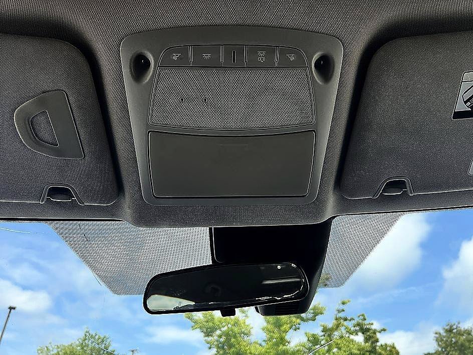 Used 2019 Magnetic Black Pearl Nissan S image 26