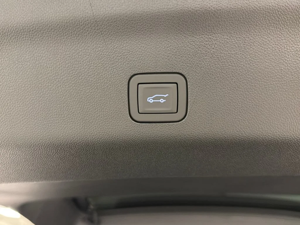 2026 GMC Yukon XL Elevation - Photo 18