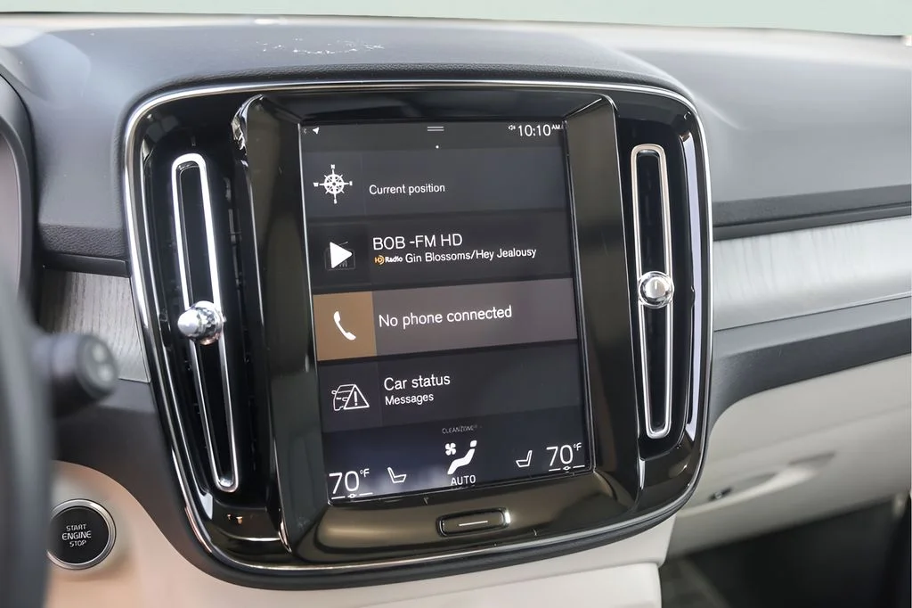 Used 2020 Black Volvo T5 Inscription image 18