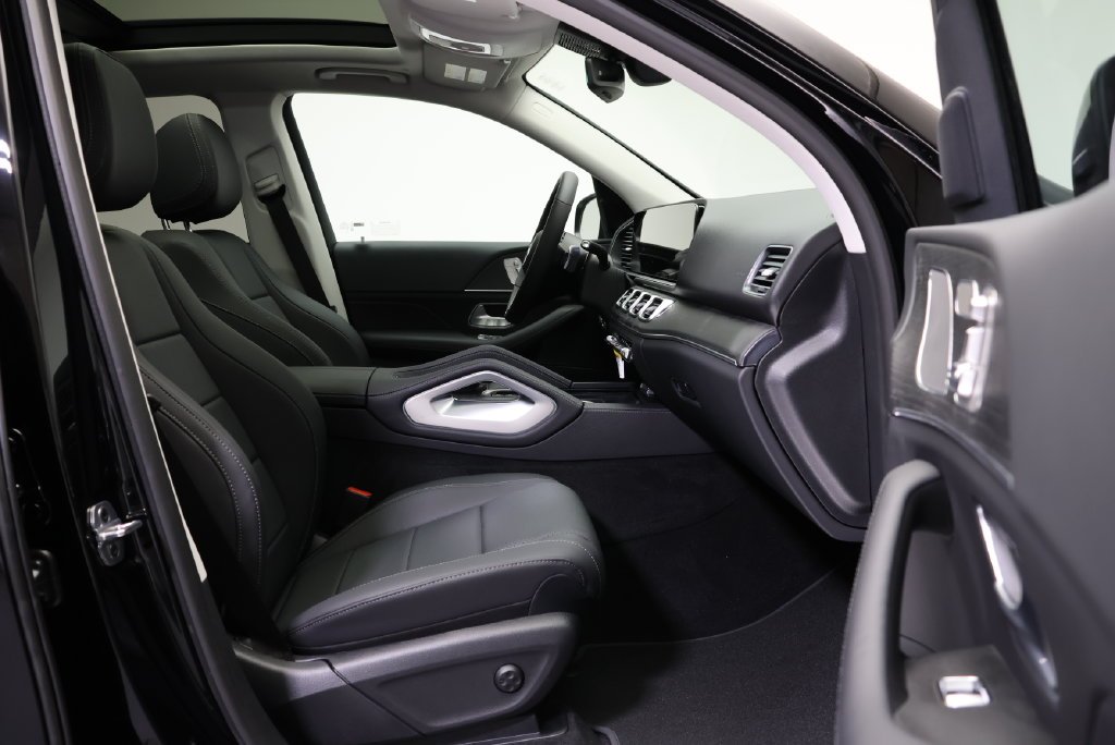 Certified Used 2026 Black Mercedes-Benz GLE 350 image 49