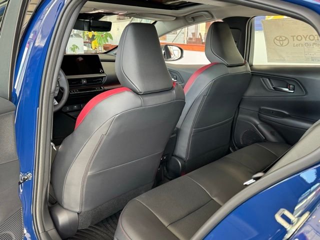 2026 Toyota Prius Plug-in Hybrid XSE Premium - Photo 11