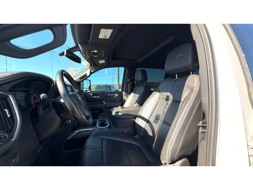 Used 2023 White Chevrolet High Country image 12