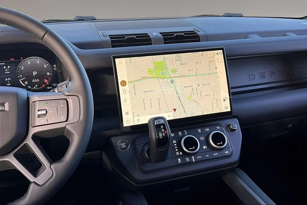 New 2026 Borasco Grey LAND ROVER X-Dynamic SE image 6