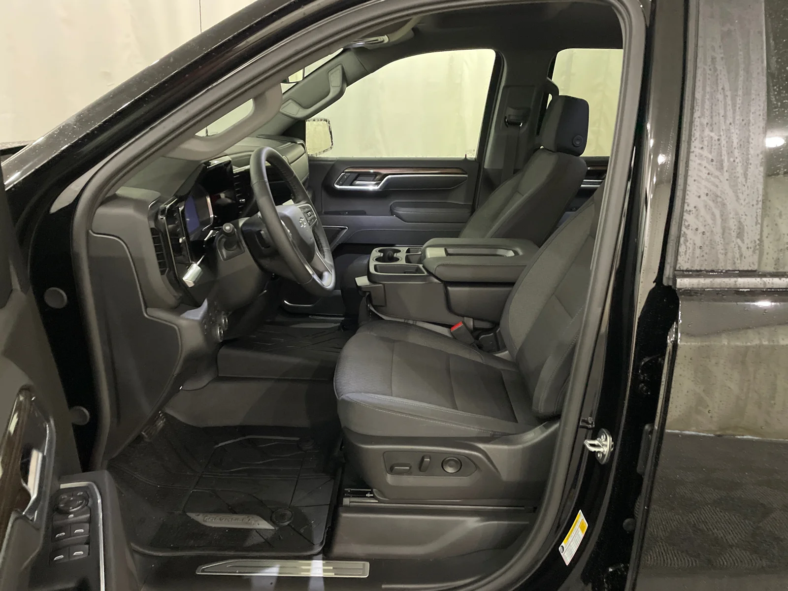 2026 Chevrolet Silverado 1500 RST - Photo 11