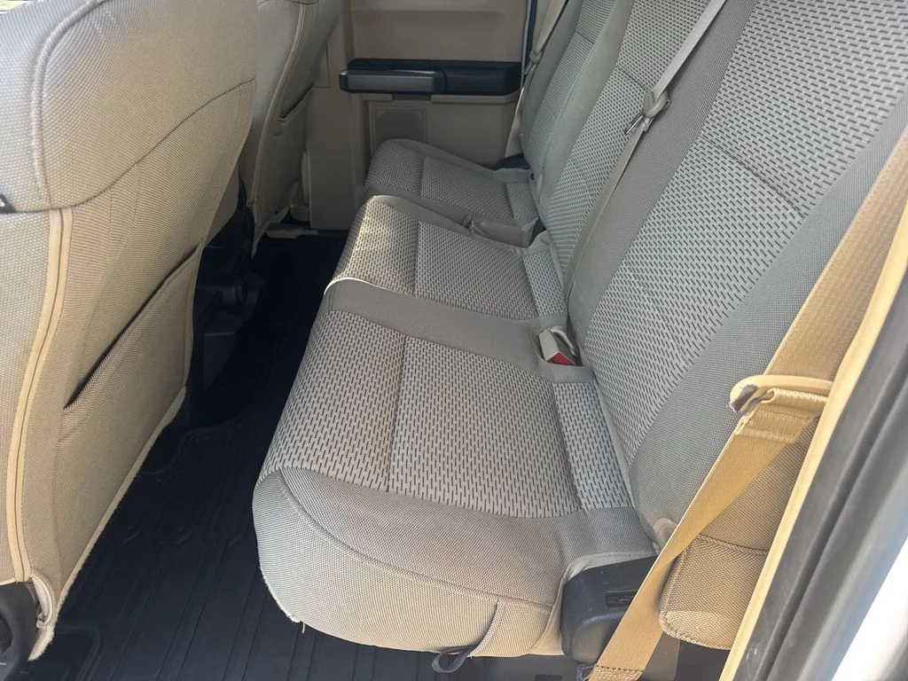 Used 2019 White Ford XLT image 20