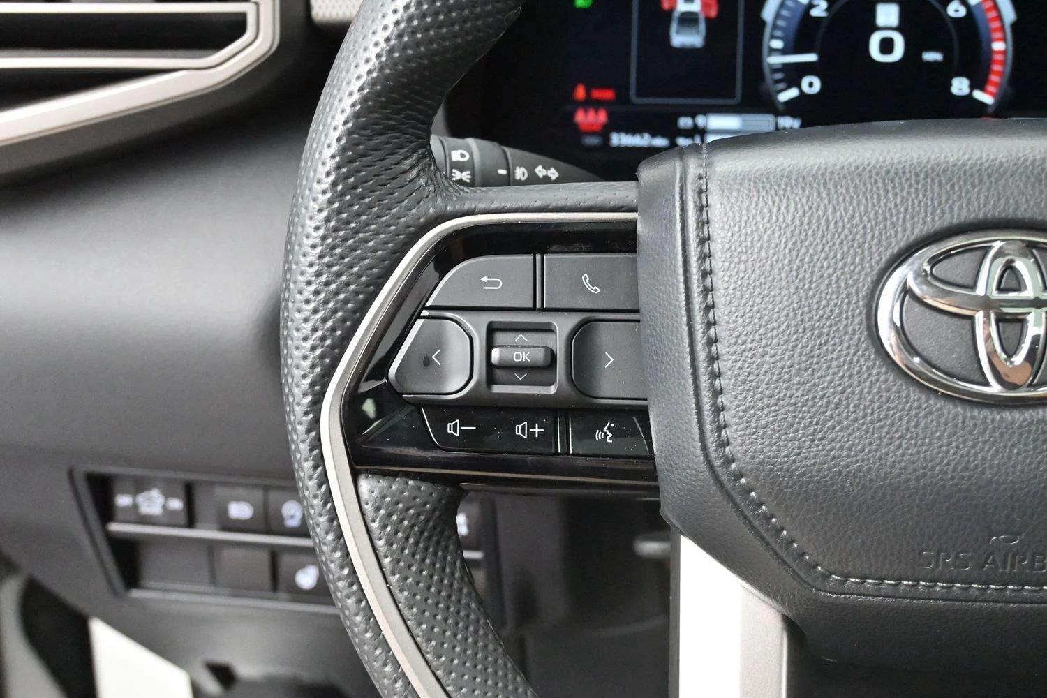 Used 2024 Ice Cap Toyota Limited image 16