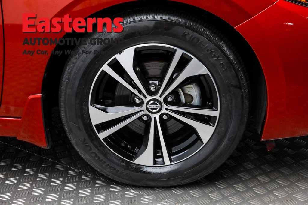 Used 2021 Red Nissan SV image 30