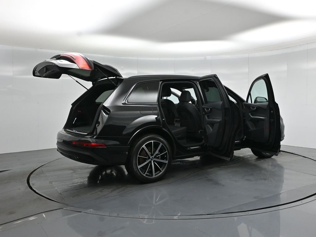 Certified Used 2022 Black Audi 55 Premium Plus image 6