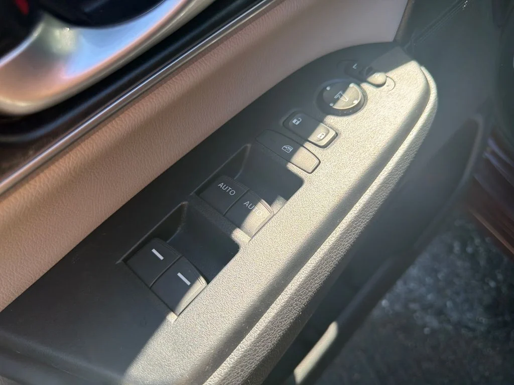 Used 2019  Honda Touring image 12