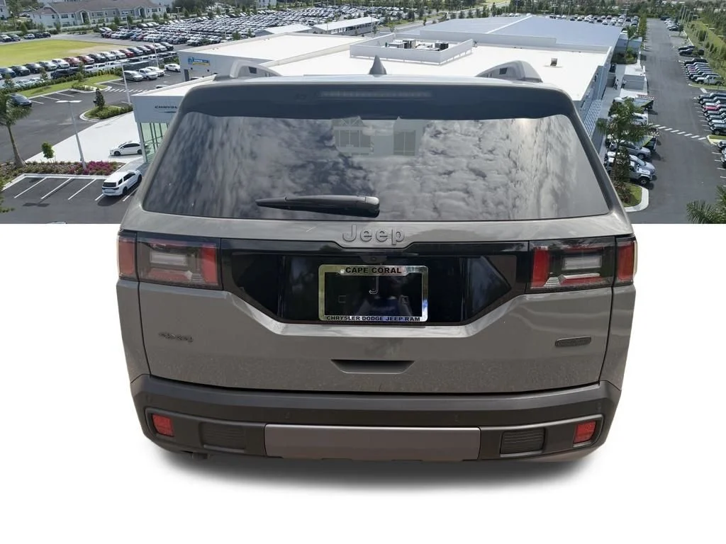 New 2026 Sting-Gray Clear-Coat Exterior Paint Jeep Overland image 5