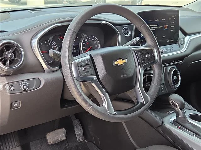 Used 2024 Sterling Gray Metallic Chevrolet LT w/2LT Front-Wheel Drive image 13