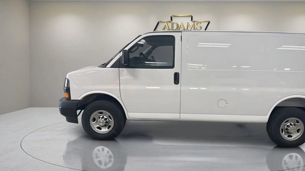 2025 Chevrolet Express Cargo Work Van - Photo 2