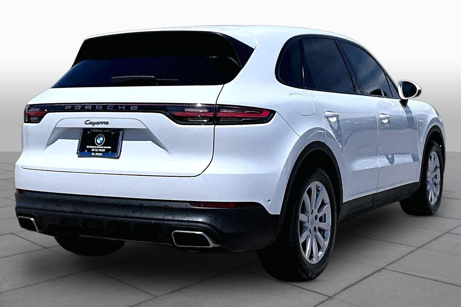 Used 2023 White Porsche  image 12