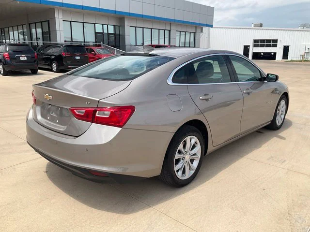 Used 2025 Gray Chevrolet LT image 38