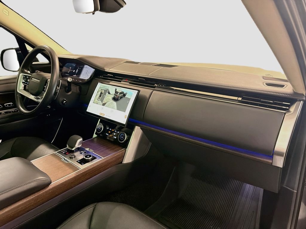 Used 2023 Carpathian Grey Premium Metallic Land Rover Autobiography image 31