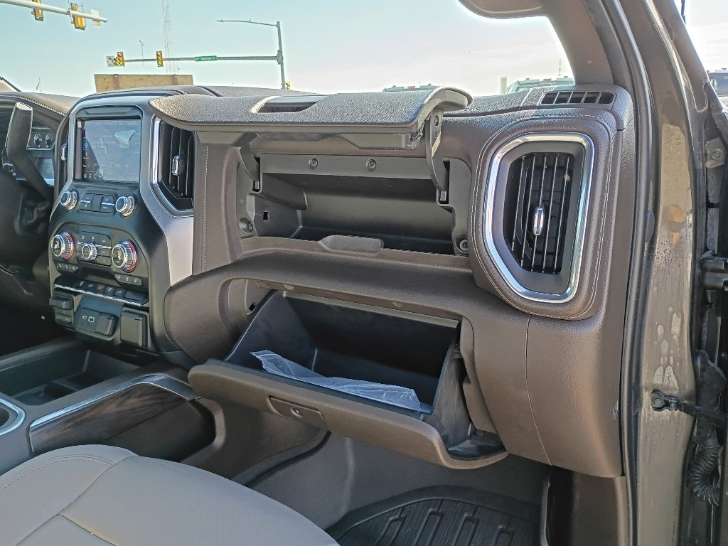 Used 2023 Forest Metallic GMC SLT image 13