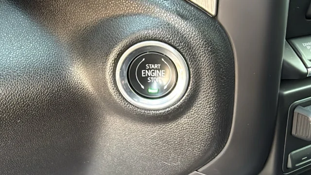 Used 2022 FOREST METALLIC GMC Denali image 17