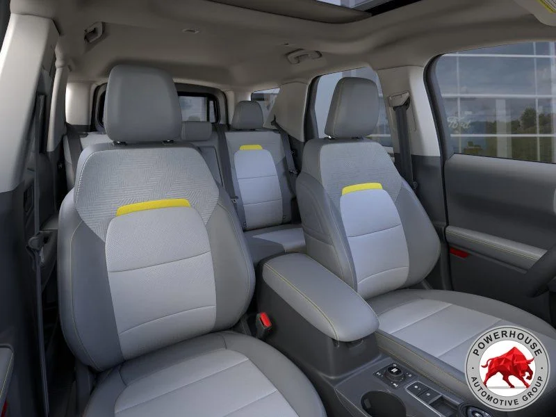 Used 2026 White Ford Badlands image 12