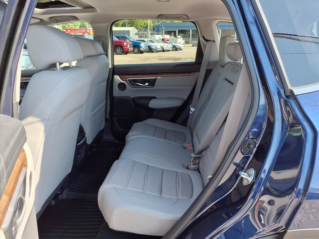 Used 2018 Obsidian Blue Pearl Honda Touring image 12