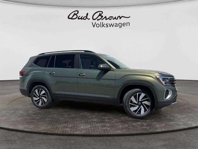 New 2026 Avocado Green Volkswagen 2.0T SE w/Technology image 2