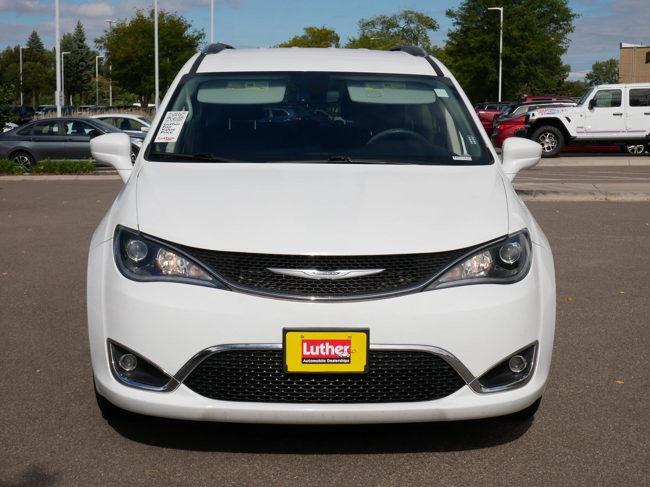 Used 2020 Chrysler Pacifica Touring L with VIN 2C4RC1BG0LR141756 for sale in Brooklyn Park, Minnesota