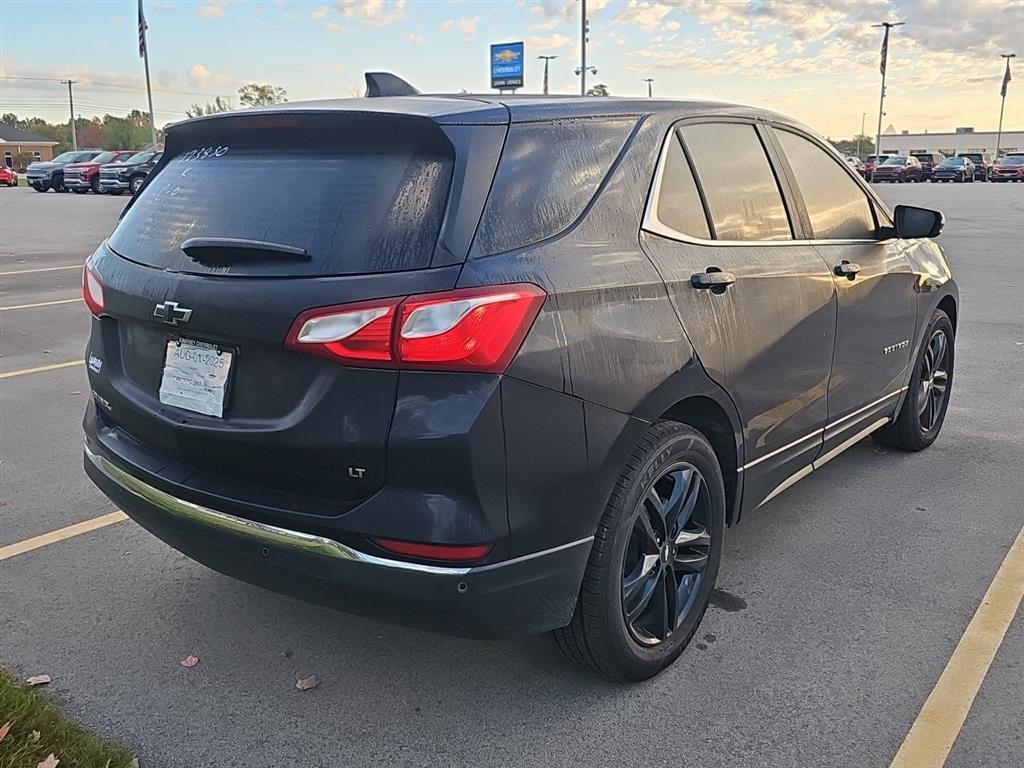 2021 Chevrolet Equinox LT photo 3