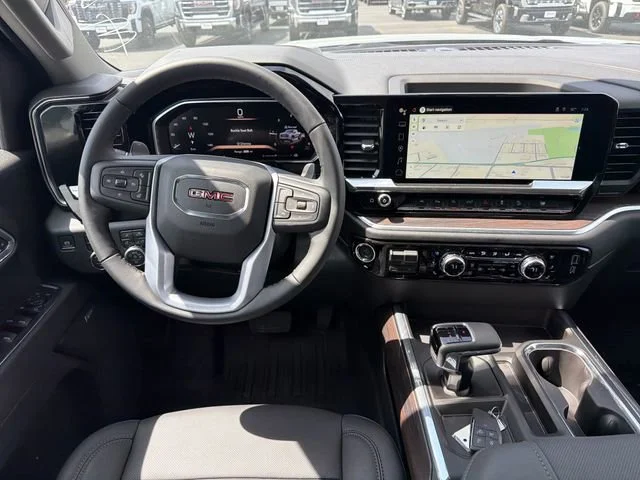 2026 GMC Sierra 1500 SLT - Photo 14
