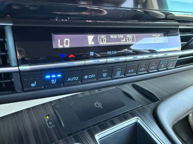 2023 Toyota Sienna Platinum - Photo 27