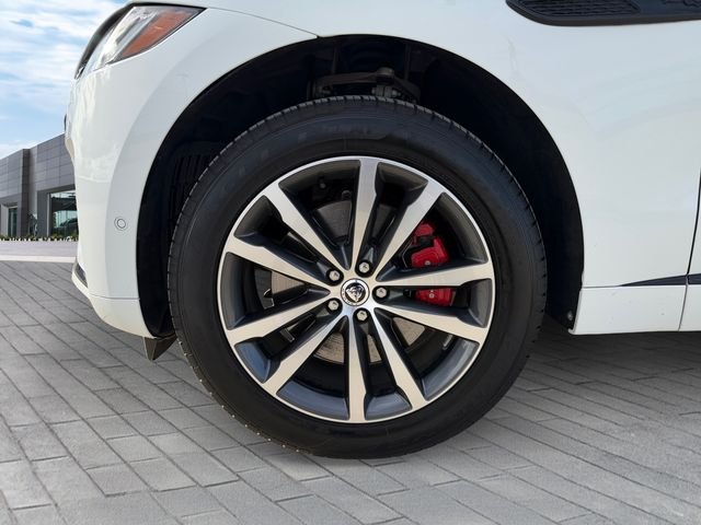2025 Jaguar F-PACE R-Dynamic S - Photo 9