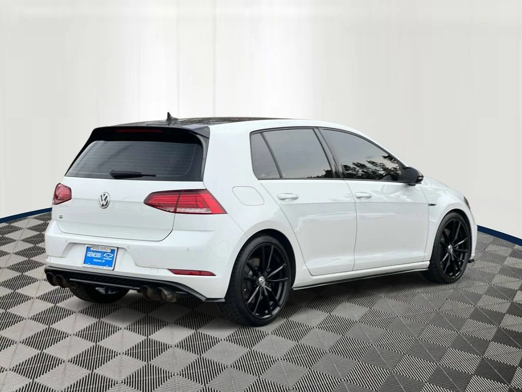 Used 2019 White Volkswagen 2.0T w/DCC & Navigation image 5