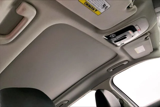 Used 2025 Wolf Gray Kia EX image 20