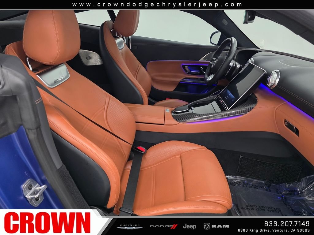 Used 2024  Mercedes-Benz Base image 10