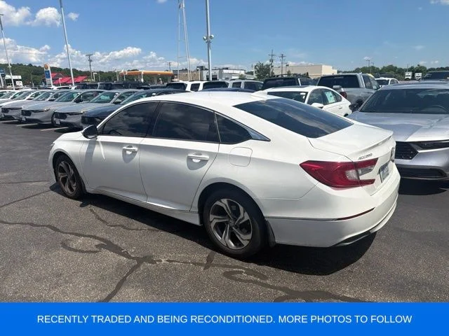 Used 2018 White Honda EX image 2