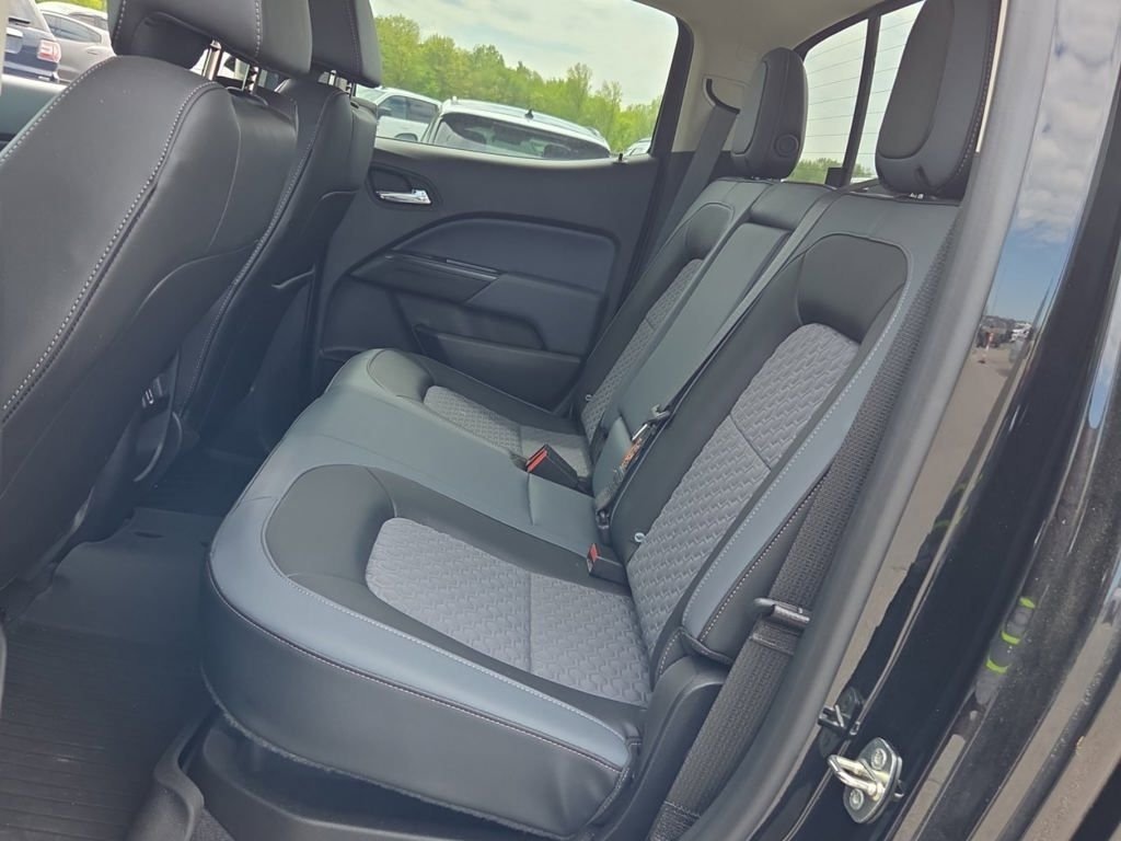 Used 2021 Black Chevrolet Z71 image 7