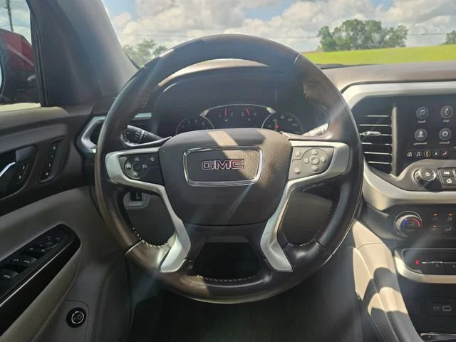 Used 2021 CAYENNE RED TINTCOAT GMC SLT image 14