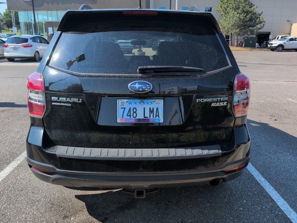 Used 2014 Crystal Black Silica Subaru 2.5i Touring image 4