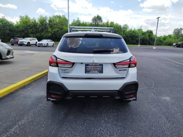 New 2025 White Mitsubishi 2.0 SE image 6