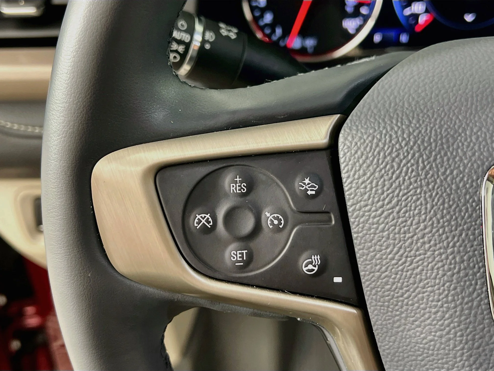Used 2023 Volcanic Red Tintcoat GMC DENALI image 13
