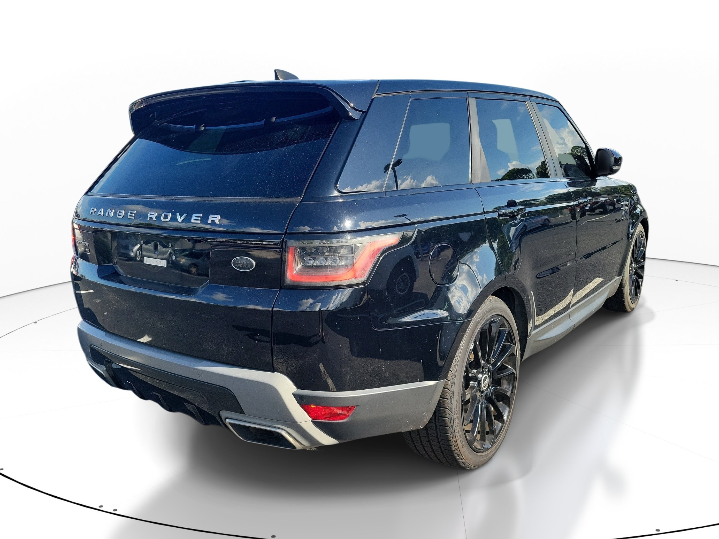 Used 2020 Santorini Black Metallic Land Rover SE image 5