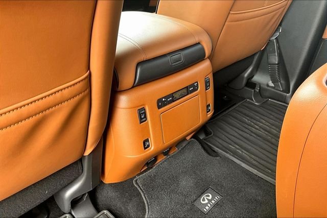 Used 2024 Black INFINITI Sensory image 33