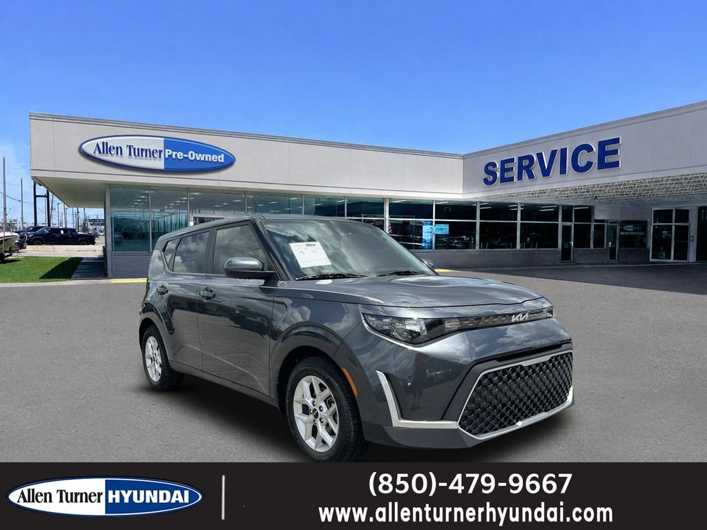 Used 2024 Gravity Gray Kia LX image 1