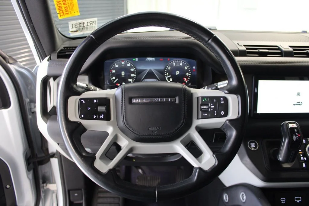 Used 2022 Silver Land Rover XS Edition image 15
