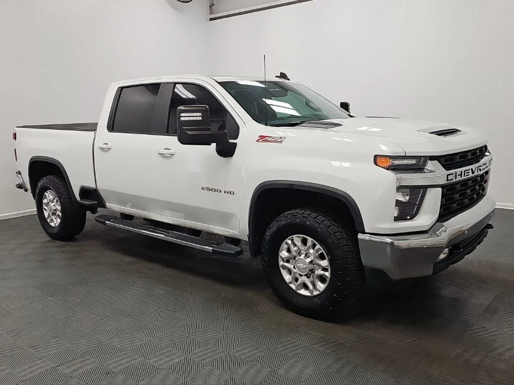 2020 Chevrolet Silverado HD LT 4WD Crew Cab Standard Box's photo