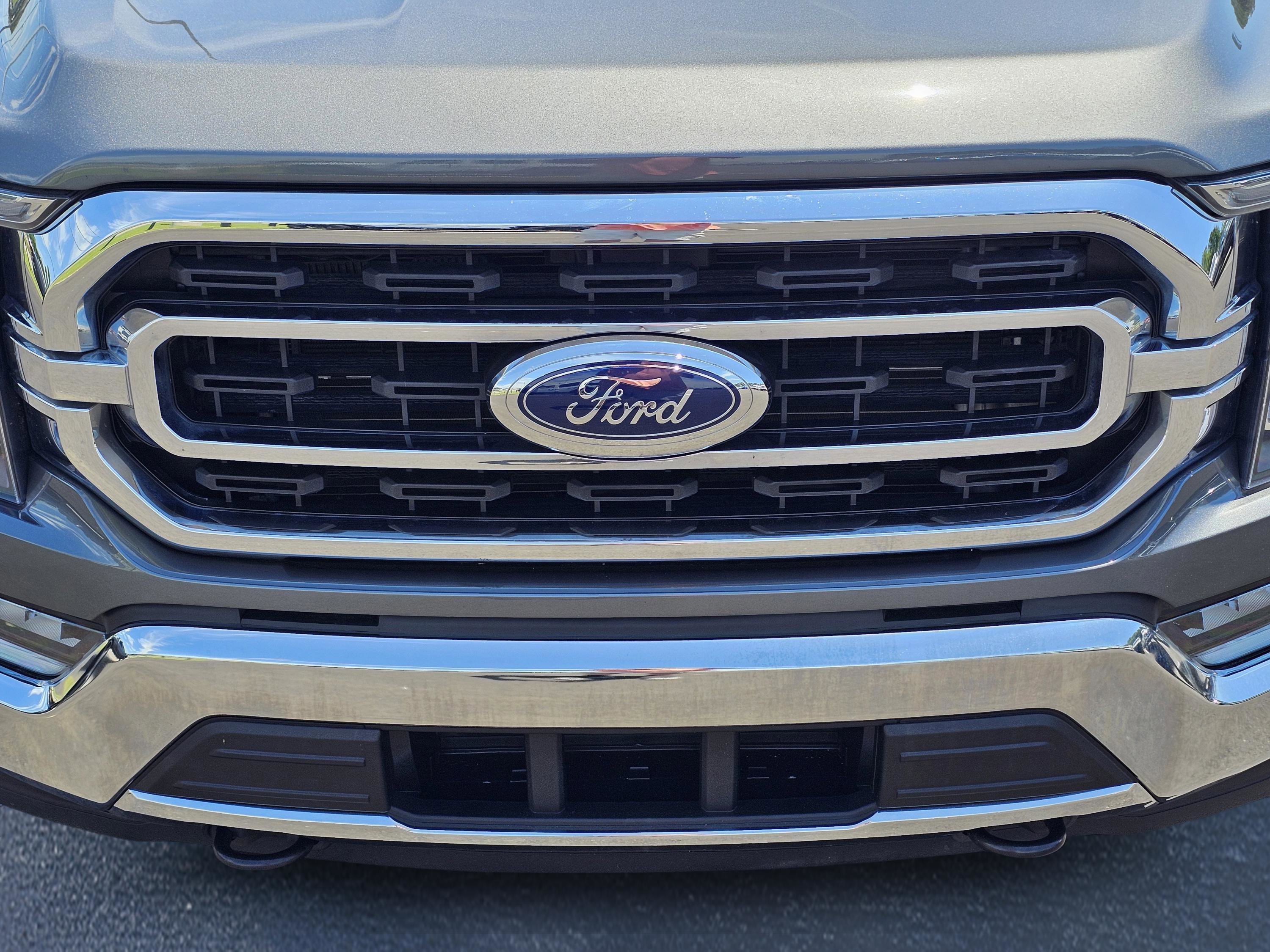 Used 2023 Carbonized Gray Metallic Ford XLT image 3
