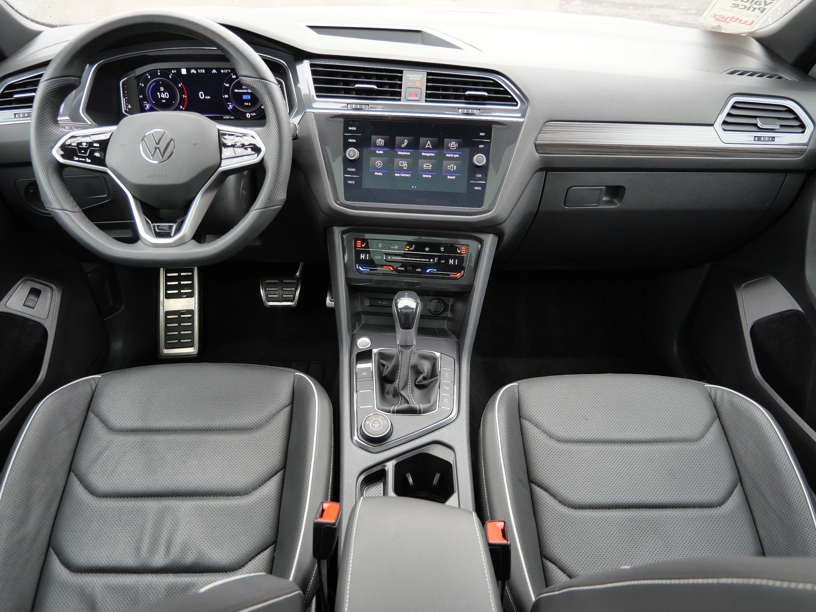 2022 Volkswagen Tiguan SEL R-LINE - Photo 10