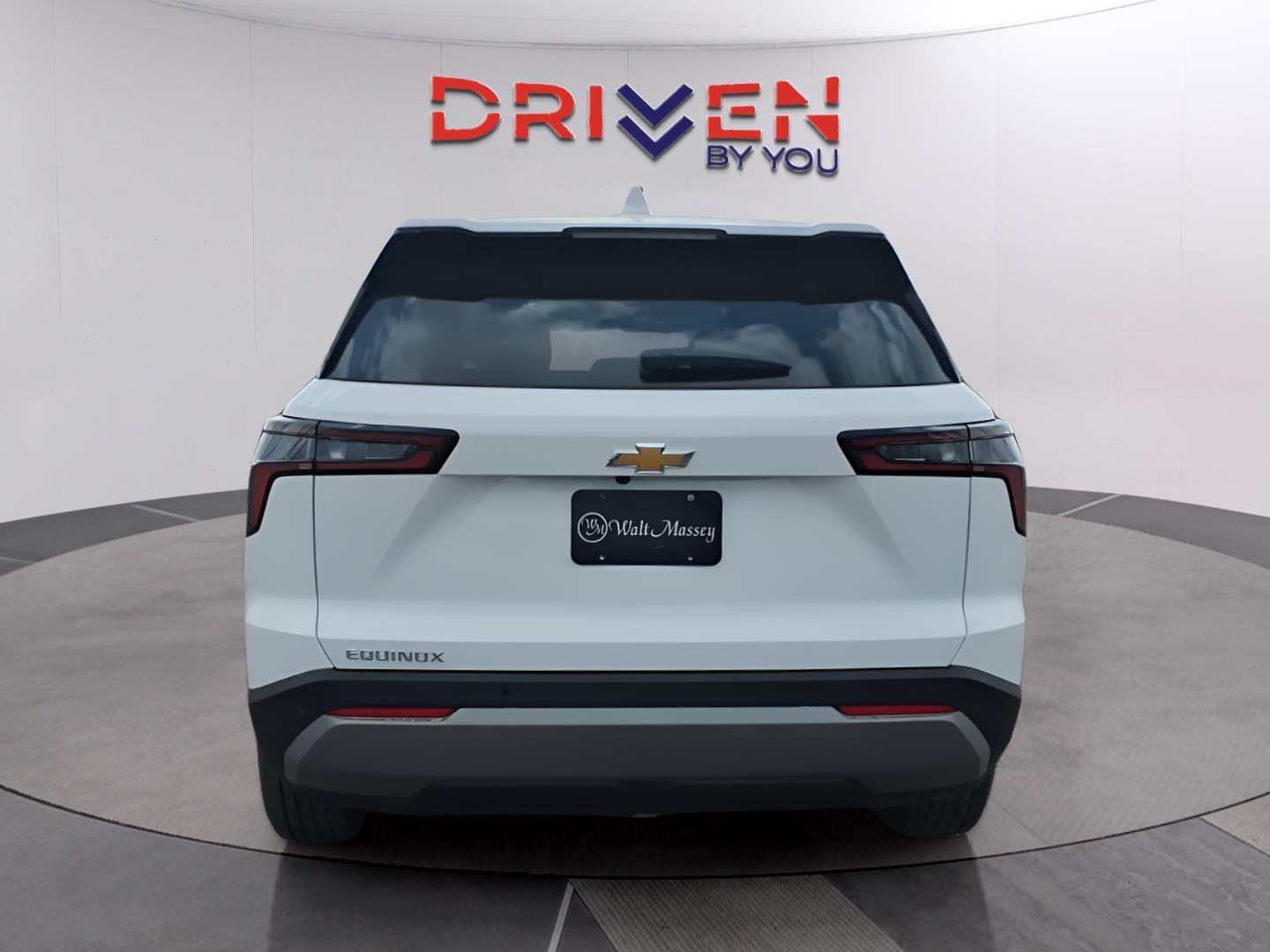 New 2026 Summit White Chevrolet LT image 4