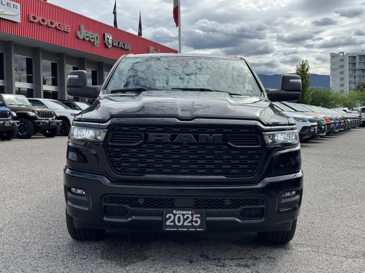 New 2025 Black RAM Tradesman C/c 4x4 image 2